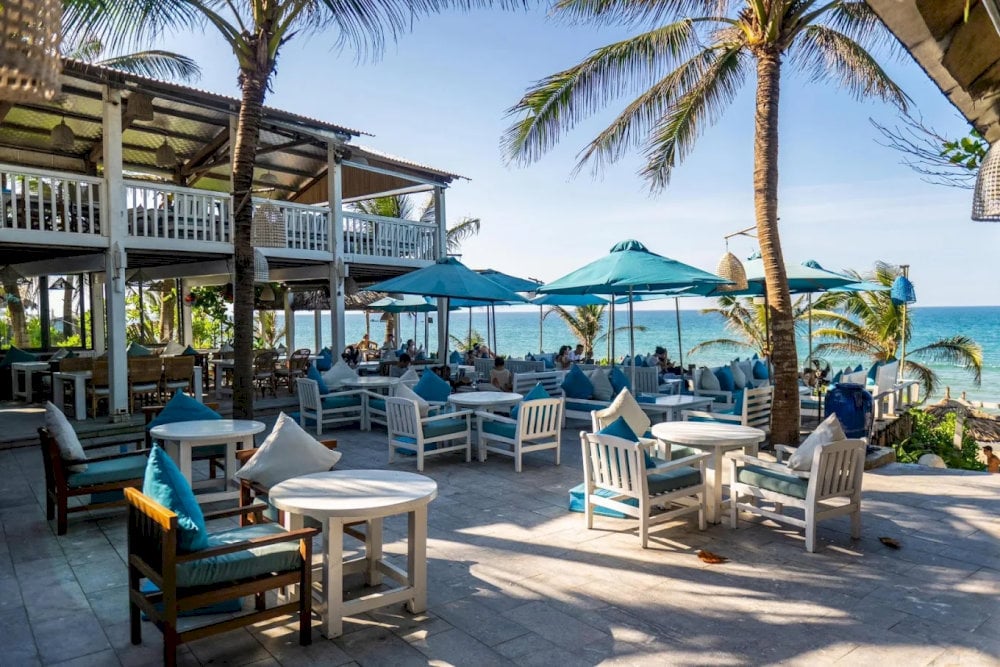Located right by An Bang Beach